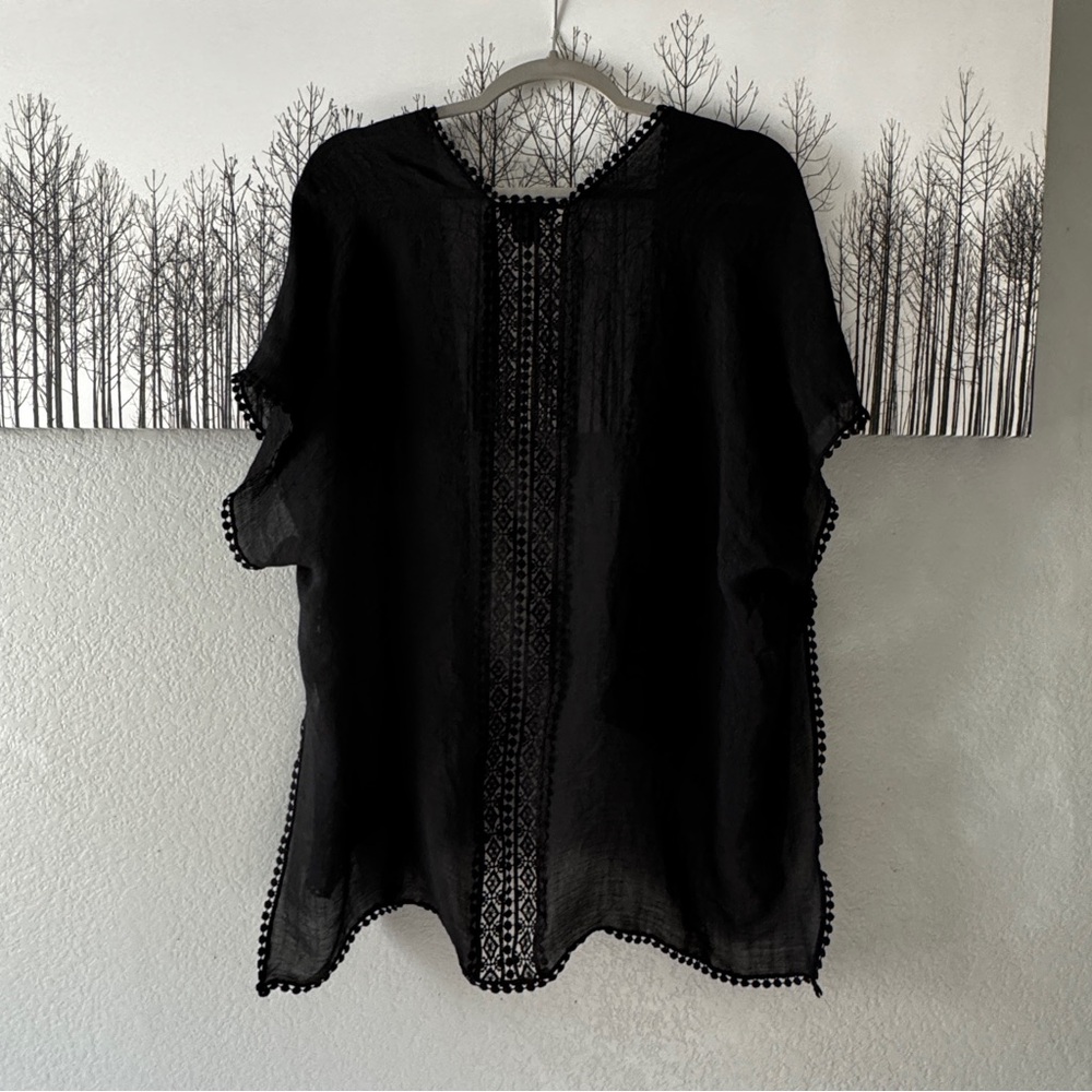Set of 2 Steve Madden Lace Kimonos Black and Cream - Picture 3 of 8